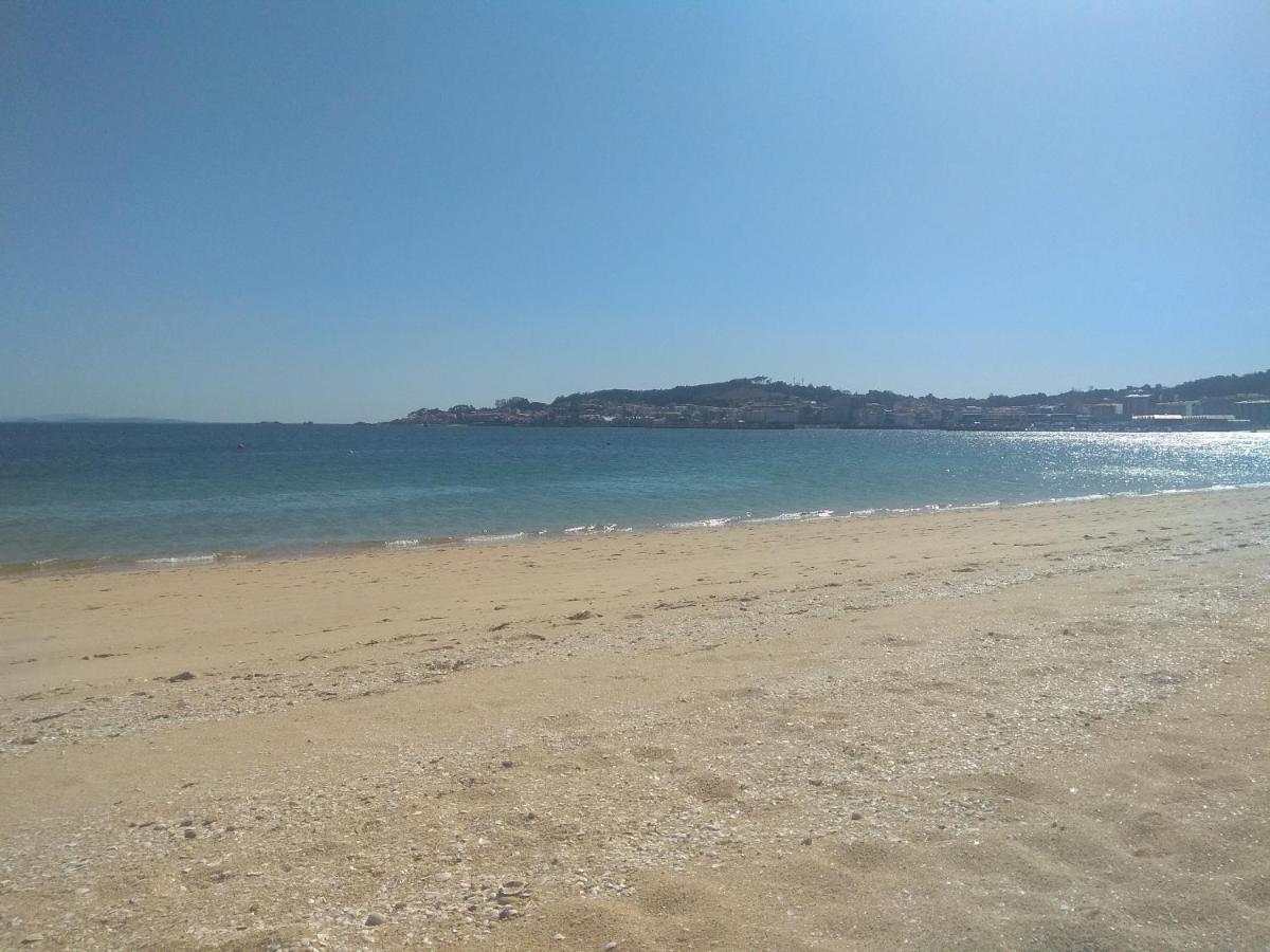 En Ribeira Para 4 Centrico Con Parking Exterior photo