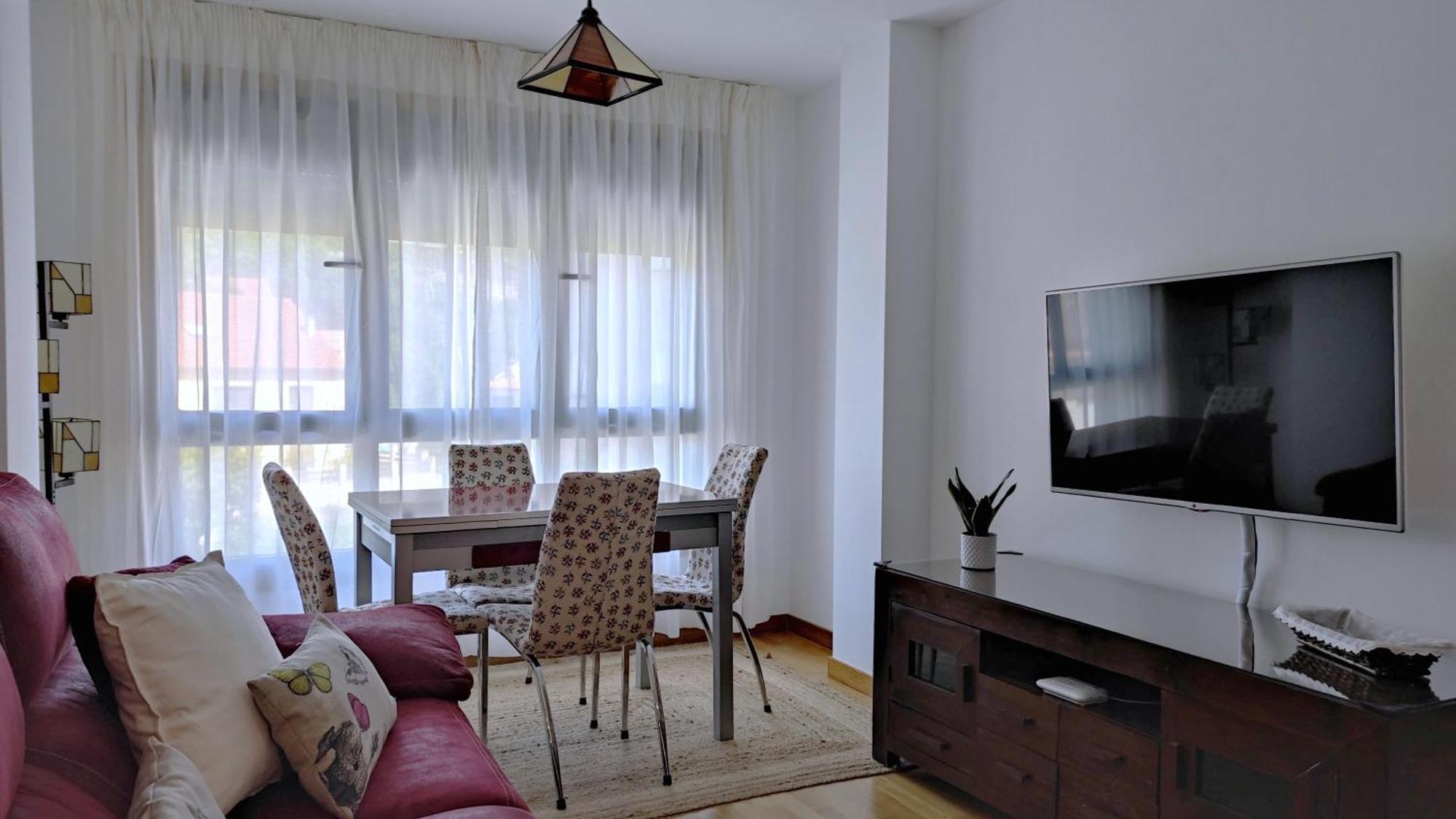 En Ribeira Para 4 Centrico Con Parking Exterior photo